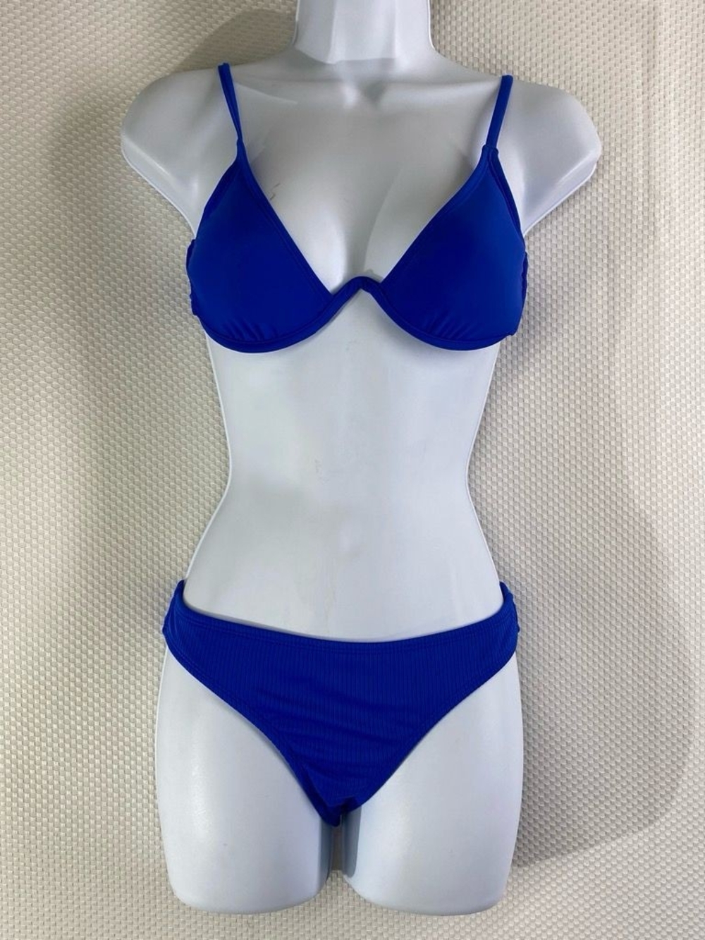 Xhilaration Bright Blue Women's Swim Top vikini size M bra size S